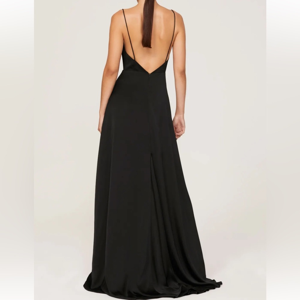 Fame & Partners Rosabell Gown - Picture 2 of 10